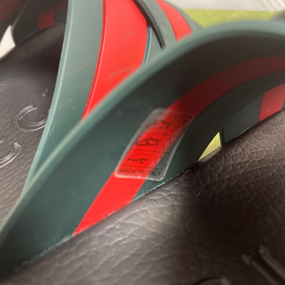 Excellent condition Gucci Mens Slipon 8 (38) Green/Red - Picture 6 of 14